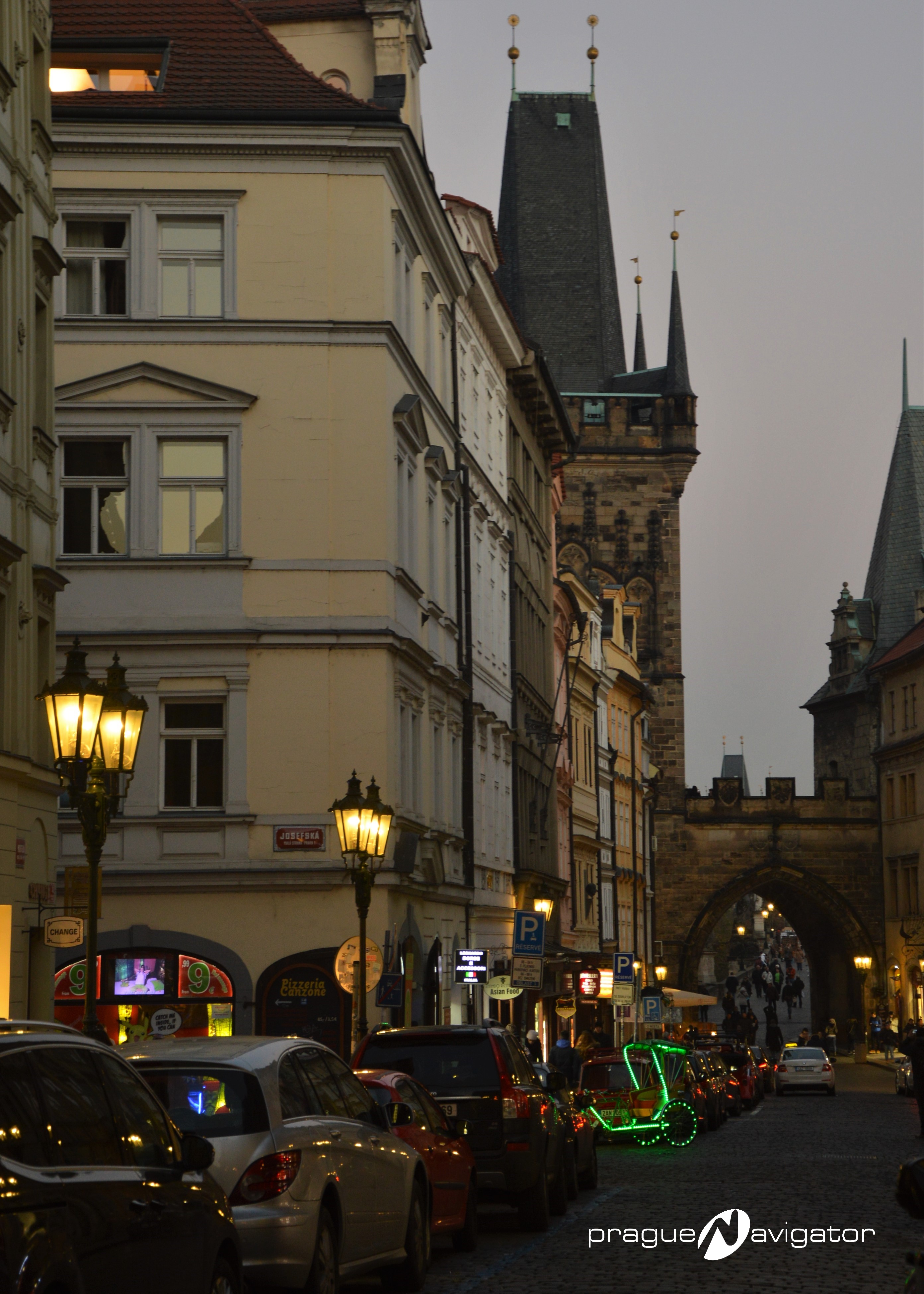 night-Karlova-Streetlogo