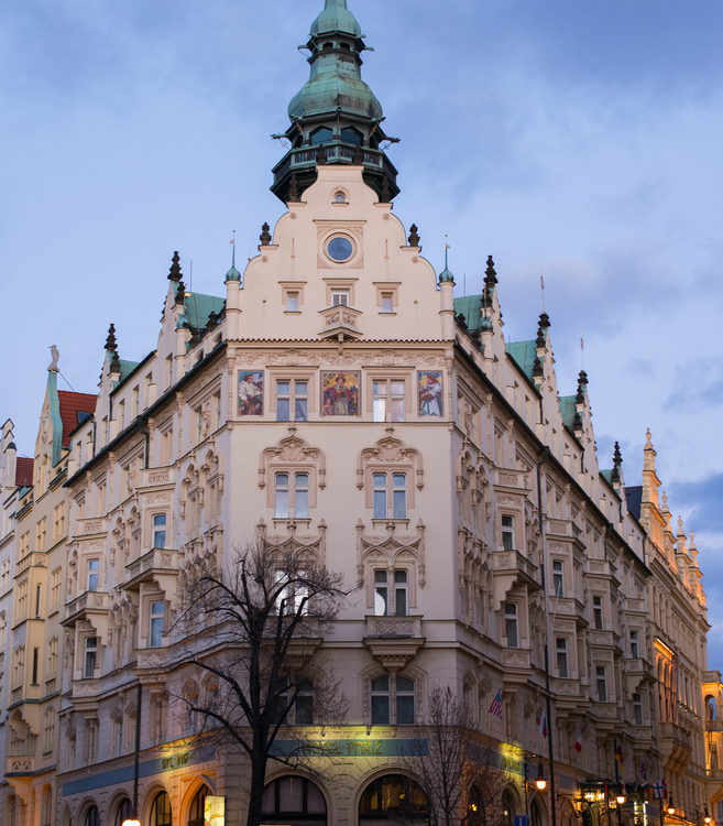 Hotel Paris (Hotel Paříž)