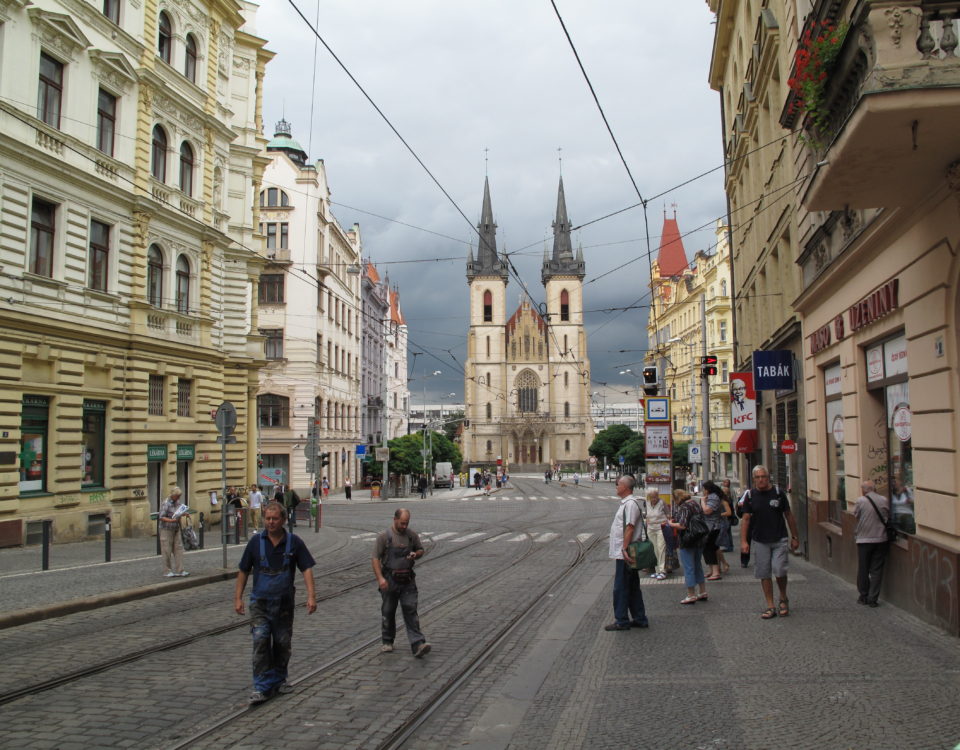 Strossmayerovo náměstí_Square